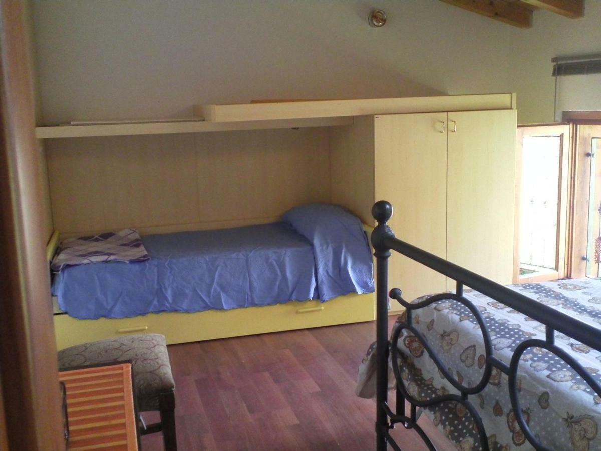 B&B I Ghiri Canzo Екстериор снимка